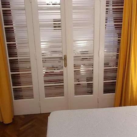 Enescu *